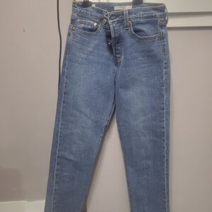 Levis Wedgie Straight Leg - 26